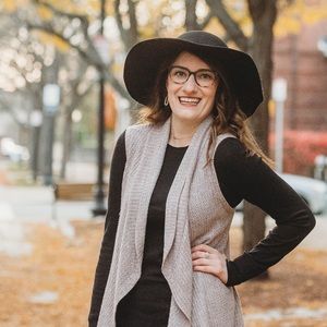Meet your Posher, Rachel